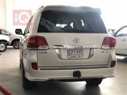 تۆیۆتا لاند کروزەر